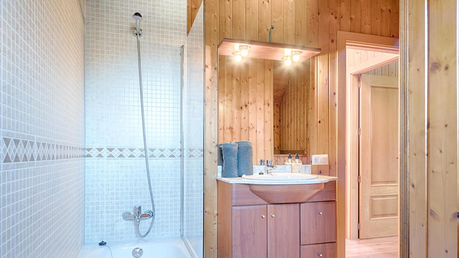 Saplan Real Estate Duplex Longuera Apartman Les, Catalonia Kültér fotó