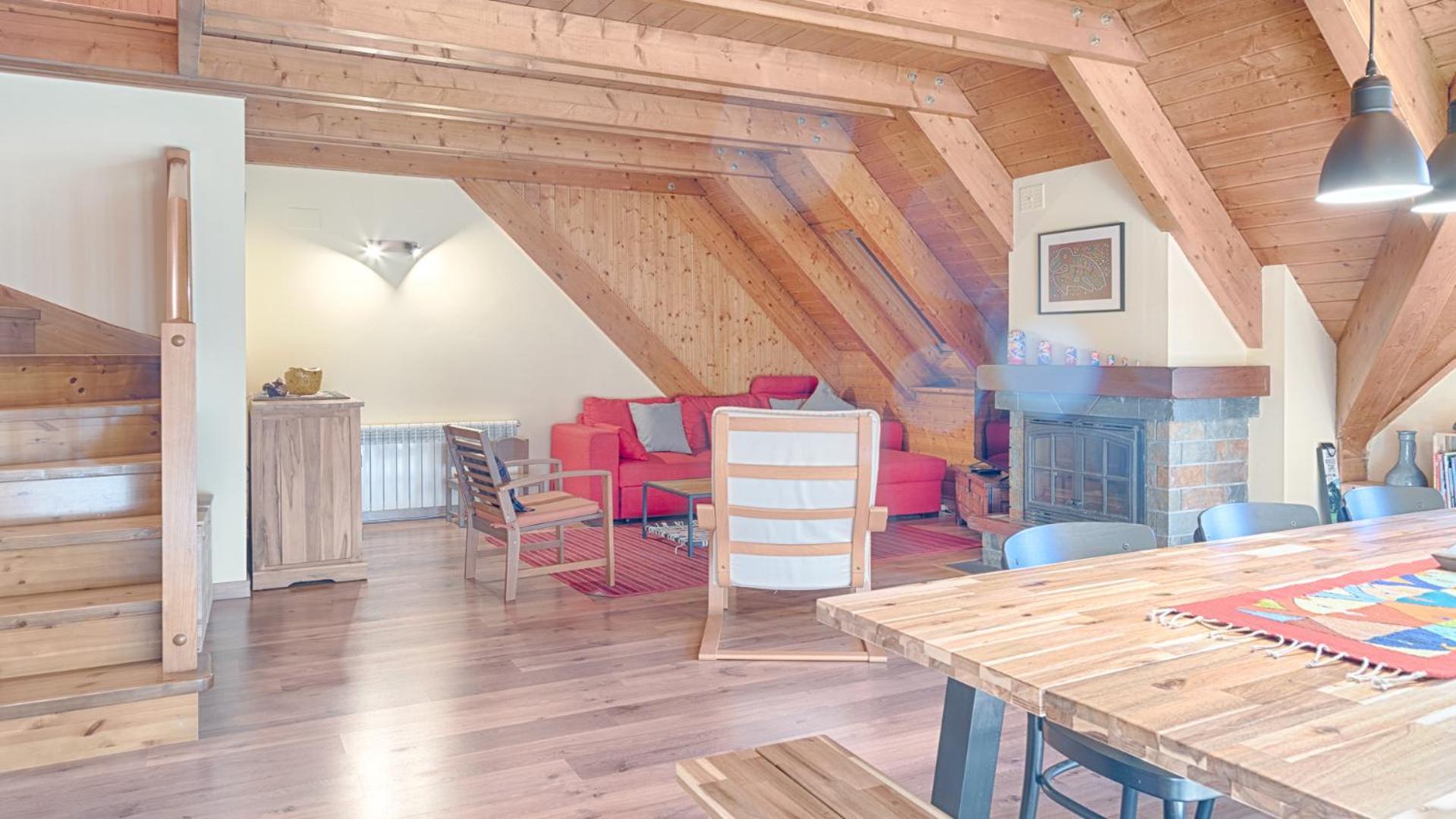 Saplan Real Estate Duplex Longuera Apartman Les, Catalonia Kültér fotó