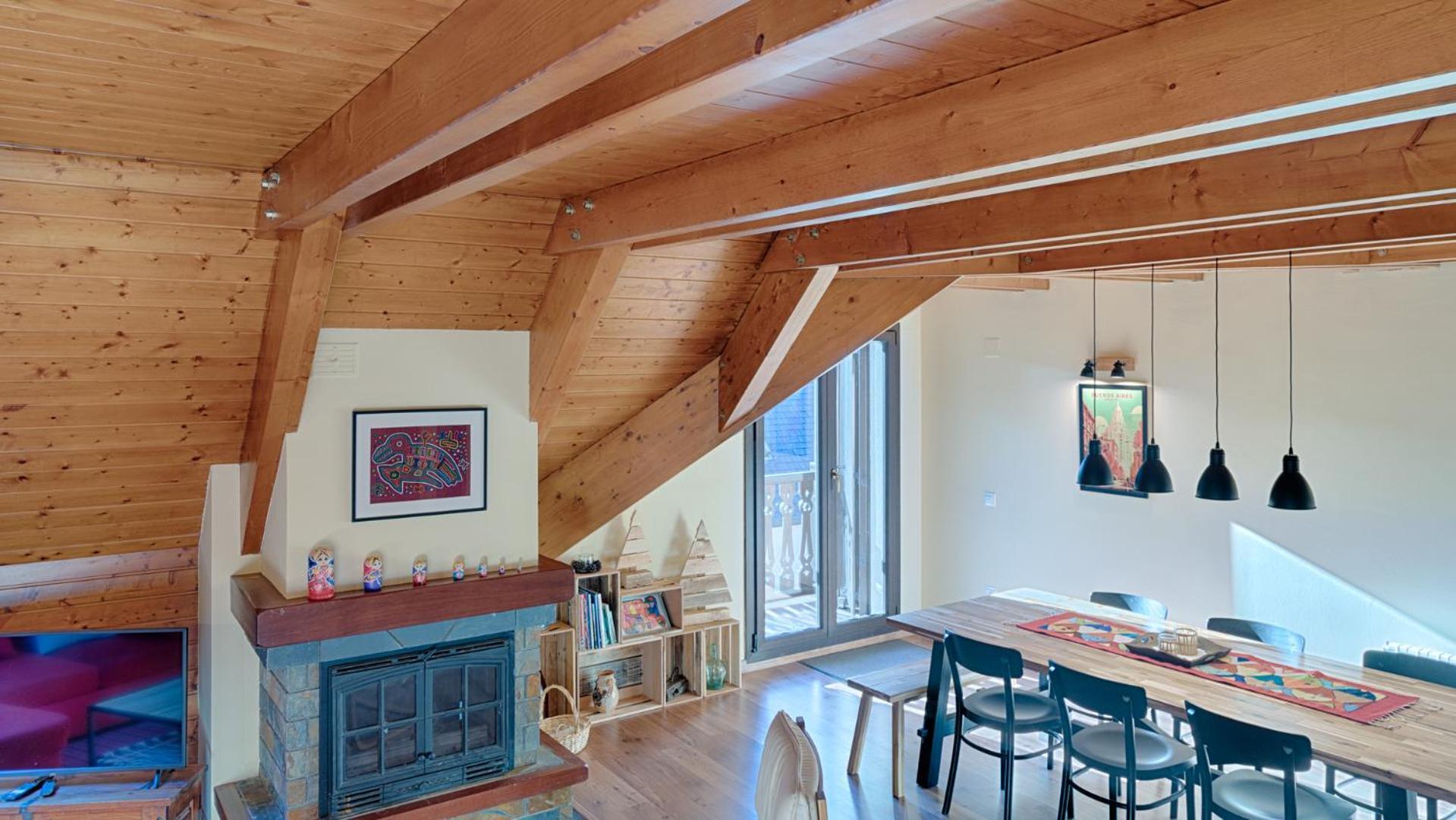 Saplan Real Estate Duplex Longuera Apartman Les, Catalonia Kültér fotó